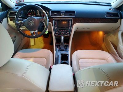 Zdjęcie 8 z 13 samochodu: 2012 VOLKSWAGEN PASSAT SEL VIN:1VWCP7A32CC036296 - miniatura