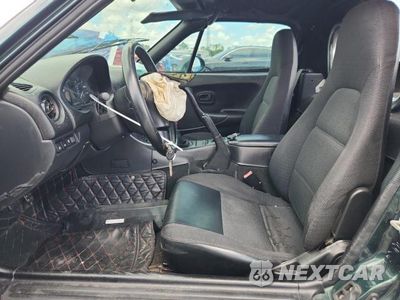 Zdjęcie 7 z 12 samochodu: 1999 MAZDA MX-5 MIATA VIN:JM1NB3532X0137214 - miniatura