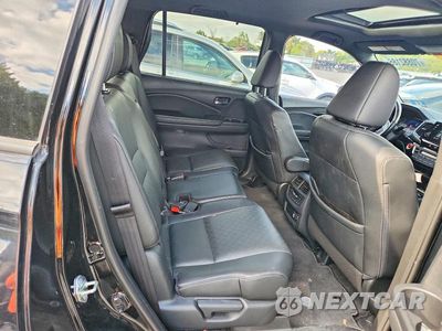 Zdjęcie 10 z 13 samochodu: 2020 HONDA PASSPORT ELITE VIN:5FNYF8H04LB010833 - miniatura