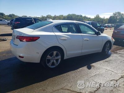 Trzecie zdjęcie samochodu z tyłu: 2013 ACURA ILX 20 PREMIUM VIN:19VDE1F52DE014256 - miniatura