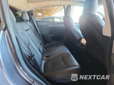 Zdjęcie 10 z 12 samochodu: TESLA Y VIN:7SAYGDED0TF379883 - miniatura