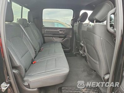 Zdjęcie 10 z 12 samochodu: 2021 RAM 1500 BIG HORN/LONE STAR VIN:1C6SRFFT1MN807114 - miniatura
