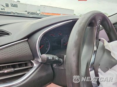 Zdjęcie 9 z 12 samochodu: 2021 CHEVROLET MALIBU LT VIN:1G1ZD5ST1MF051650 - miniatura