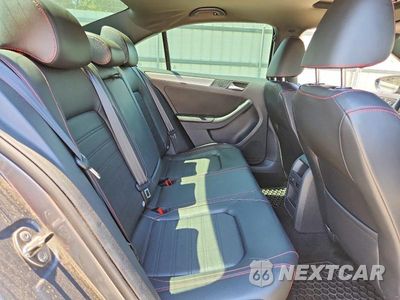 Zdjęcie 10 z 12 samochodu: 2013 VOLKSWAGEN JETTA GLI VIN:3VW467AJ5DM417081 - miniatura