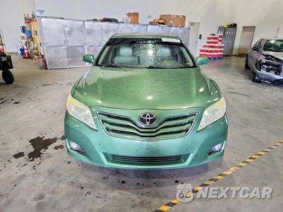 Piąte zdjęcie samochodu w środku: 2010 TOYOTA CAMRY XLE V6 VIN:4T1BK3EK7AU608666 - miniatura
