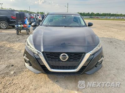 Piąte zdjęcie samochodu w środku: 2019 NISSAN ALTIMA SL VIN:1N4BL4EV0KC149821 - miniatura