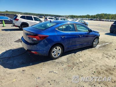 Trzecie zdjęcie samochodu z tyłu: 2019 HYUNDAI ELANTRA SEL VIN:5NPD84LF4KH409979 - miniatura
