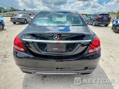 Zdjęcie 6 z 12 samochodu: 2016 MERCEDES-BENZ C 300 VIN:55SWF4JB2GU128489 - miniatura