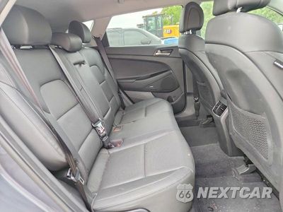 Zdjęcie 11 z 13 samochodu: 2018 HYUNDAI TUCSON SEL PLUS VIN:KM8J33A47JU818801 - miniatura