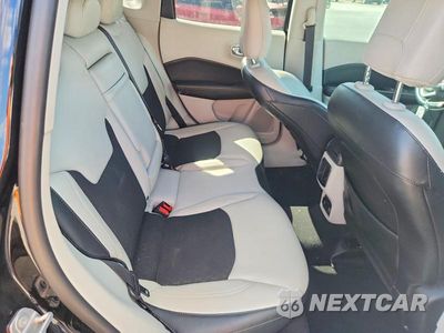 Zdjęcie 11 z 13 samochodu: 2018 JEEP COMPASS LATITUDE VIN:3C4NJCBB4JT494452 - miniatura