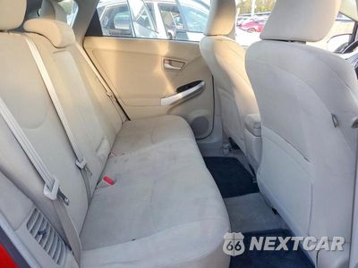 Zdjęcie 10 z 12 samochodu: 2011 TOYOTA PRIUS TWO VIN:JTDKN3DU3B0262624 - miniatura