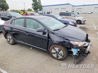 Czwarte zdjęcie samochodu z boku: 2019 HYUNDAI IONIQ SEL VIN:KMHC75LC0KU124532 - miniatura