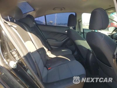 Zdjęcie 10 z 12 samochodu: 2014 KIA FORTE LX VIN:KNAFX4A66E5101499 - miniatura