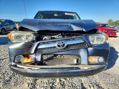 Piąte zdjęcie samochodu w środku: 2013 TOYOTA 4RUNNER LIMITED VIN:JTEZU5JR6D5049939 - miniatura