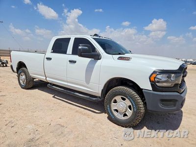 Czwarte zdjęcie samochodu z boku: 2023 RAM 2500 TRADESMAN VIN:3C6UR5HJ7PG588252 - miniatura