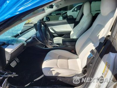 Zdjęcie 7 z 12 samochodu: 2020 TESLA MODEL 3 VIN:5YJ3E1ECXLF742936 - miniatura