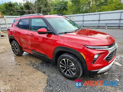 Czwarte zdjęcie samochodu z boku: 2026 CHEVROLET TRAILBLAZER LT VIN:KL79MRSLXTB079156 - miniatura