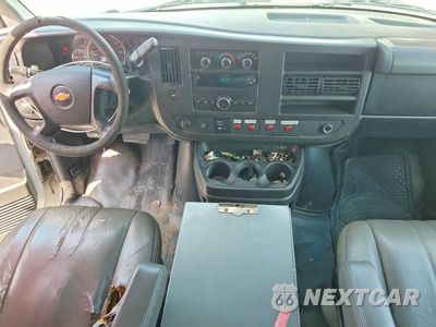 Zdjęcie 8 z 13 samochodu: 2013 CHEVROLET EXPRESS G2500 VIN:1GCWGFCA0D1903150 - miniatura