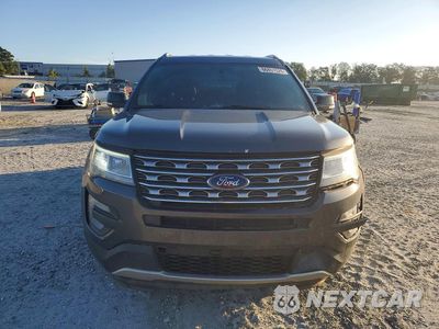 Piąte zdjęcie samochodu w środku: 2017 FORD EXPLORER XLT VIN:1FM5K7D87HGB86949 - miniatura