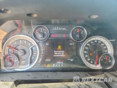Zdjęcie 9 z 12 samochodu: 2017 RAM 2500 SLT VIN:3C6UR5DL5HG745110 - miniatura