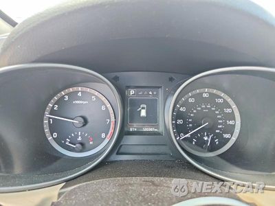 Zdjęcie 9 z 14 samochodu: 2017 HYUNDAI SANTA FE SPORT 2.4L VIN:5NMZU3LB0HH049320 - miniatura