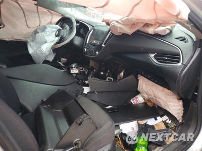 Zdjęcie 8 z 12 samochodu: 2021 CHEVROLET MALIBU LT VIN:1G1ZD5ST9MF070429 - miniatura