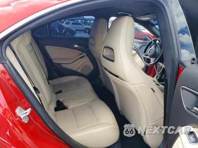 Zdjęcie 10 z 12 samochodu: 2017 MERCEDES-BENZ CLA 250 VIN:WDDSJ4EB8HN444660 - miniatura
