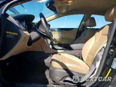 Zdjęcie 7 z 12 samochodu: 2012 HYUNDAI SONATA HYBRID VIN:KMHEC4A47CA025977 - miniatura