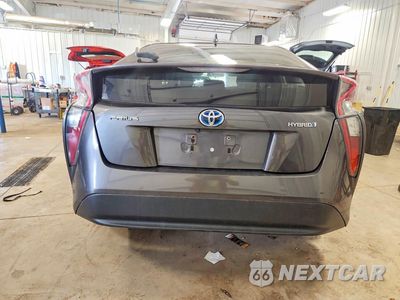 Zdjęcie 6 z 13 samochodu: 2016 TOYOTA PRIUS TWO VIN:JTDKBRFU5G3004832 - miniatura