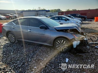Czwarte zdjęcie samochodu z boku: 2025 NISSAN ALTIMA SV VIN:1N4BL4DVXSN367402 - miniatura