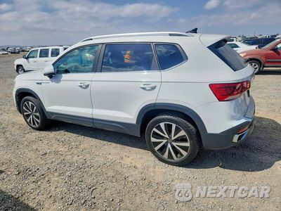 Drugie zdjęcie samochodu z przodu: 2022 VOLKSWAGEN TAOS SE VIN:3VVRX7B21NM008219 - miniatura