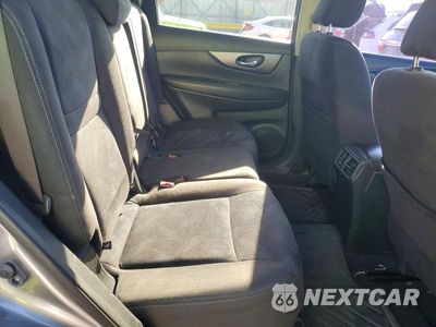 Zdjęcie 11 z 13 samochodu: 2015 NISSAN ROGUE SV VIN:KNMAT2MT5FP530086 - miniatura