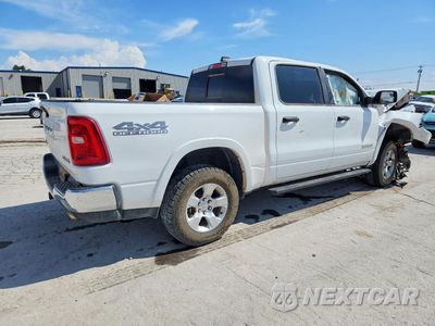Trzecie zdjęcie samochodu z tyłu: 2025 RAM 1500 BIG HORN/LONE STAR VIN:1C6SRFFPXSN643801 - miniatura