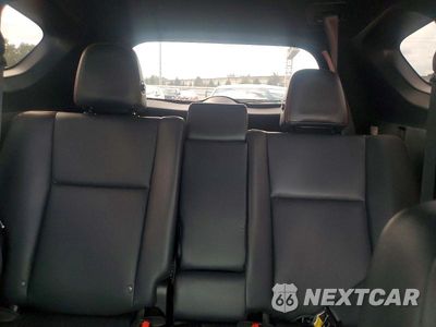 Zdjęcie 10 z 13 samochodu: 2016 TOYOTA RAV4 SE VIN:2T3JFREV1GW464450 - miniatura