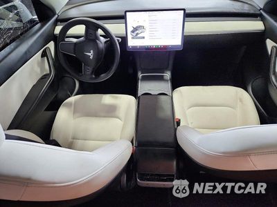 Zdjęcie 8 z 13 samochodu: 2022 TESLA MODEL Y VIN:7SAYGDEE1NF312852 - miniatura