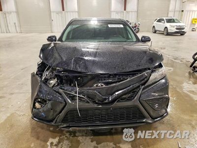 Piąte zdjęcie samochodu w środku: 2022 TOYOTA CAMRY SE VIN:4T1G11AKXNU633795 - miniatura