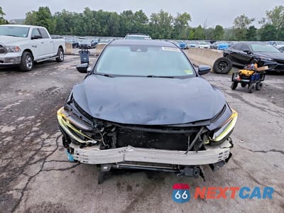 Piąte zdjęcie samochodu w środku: 2019 HONDA INSIGHT LX VIN:19XZE4F1XKE002574 - miniatura