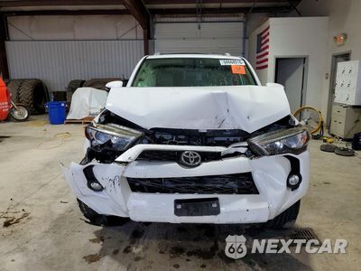 Piąte zdjęcie samochodu w środku: 2015 TOYOTA 4RUNNER SR5 PREMIUM VIN:JTEBU5JR1F5204496 - miniatura