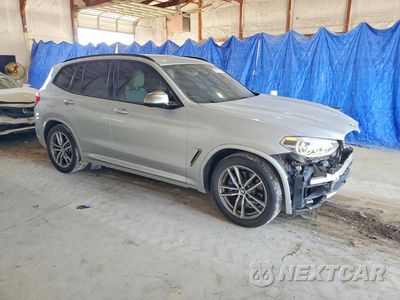 Czwarte zdjęcie samochodu z boku: 2018 BMW X3 XDRIVEM40I VIN:5UXTS3C52J0Z00673 - miniatura