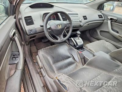 Zdjęcie 8 z 13 samochodu: 2008 HONDA CIVIC LX VIN:2HGFG12628H535501 - miniatura