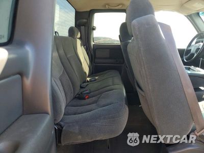 Zdjęcie 10 z 12 samochodu: 2003 CHEVROLET SILVERADO C1500 VIN:2GCEC19V431412058 - miniatura