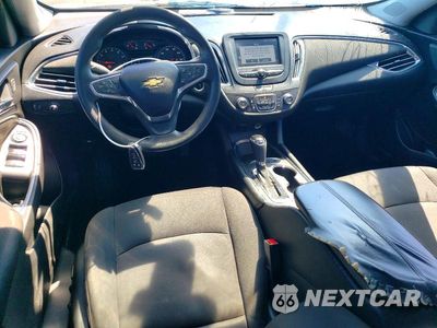 Zdjęcie 8 z 12 samochodu: 2018 CHEVROLET MALIBU LT VIN:1G1ZD5ST5JF125311 - miniatura