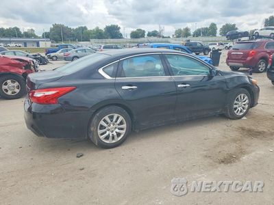 Trzecie zdjęcie samochodu z tyłu: 2016 NISSAN ALTIMA 2.5 S VIN:1N4AL3AP7GN351905 - miniatura
