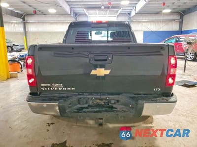 Zdjęcie 6 z 12 samochodu: 2011 CHEVROLET SILVERADO K1500 LTZ VIN:3GCPKTE35BG330020 - miniatura