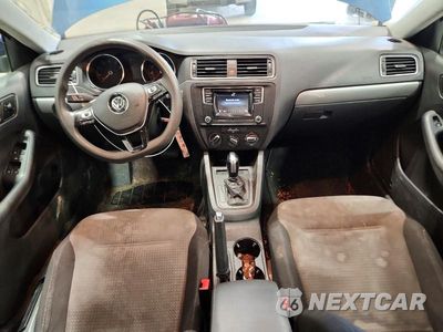 Zdjęcie 8 z 12 samochodu: 2017 VOLKSWAGEN JETTA S VIN:3VW2B7AJ8HM367690 - miniatura