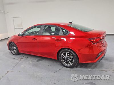 Drugie zdjęcie samochodu z przodu: 2023 KIA FORTE LXS VIN:3KPF24AD3PE581248 - miniatura
