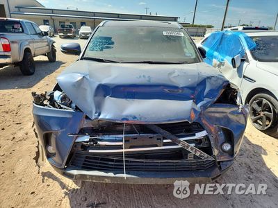 Piąte zdjęcie samochodu w środku: 2019 TOYOTA HIGHLANDER XLE VIN:5TDJZRFH9KS735474 - miniatura