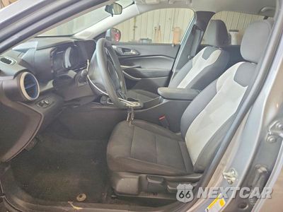 Zdjęcie 7 z 13 samochodu: 2025 CHEVROLET TRAX LS VIN:KL77LFEPXSC123673 - miniatura