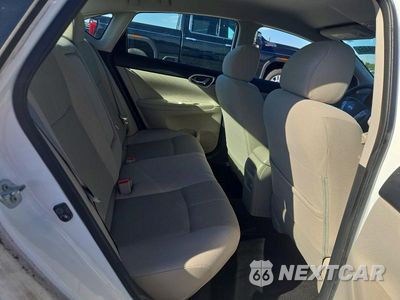Zdjęcie 10 z 13 samochodu: 2015 NISSAN SENTRA S VIN:3N1AB7AP0FY240251 - miniatura