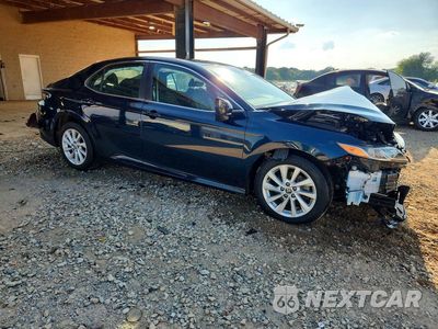 Czwarte zdjęcie samochodu z boku: 2021 TOYOTA CAMRY LE VIN:4T1R11AK5MU575599 - miniatura